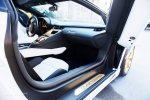 lamborghini aventador roadster national day golden limited edition_01