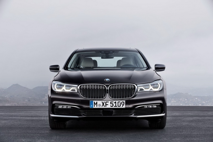 BMW Seria 7 2016