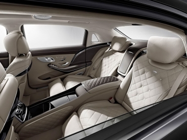 Maybach revine în forță