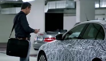 Mercedes prezintă nou său sistem de parcare fără șofer
