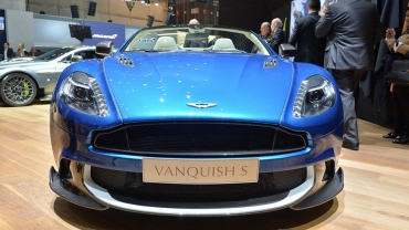 Aston Martin Vanquish S Volante - bijuteria de la Geneva