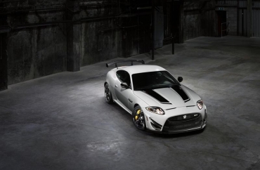 Jaguar în serie limitată, testat de Chris Harris 