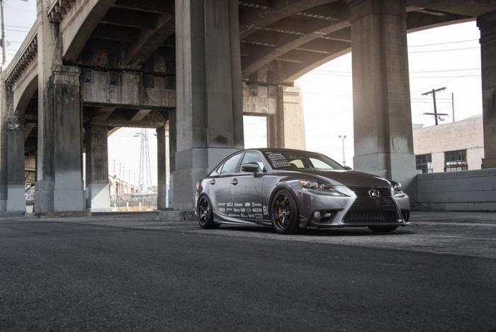 Lexus cu „inimă” de Supra