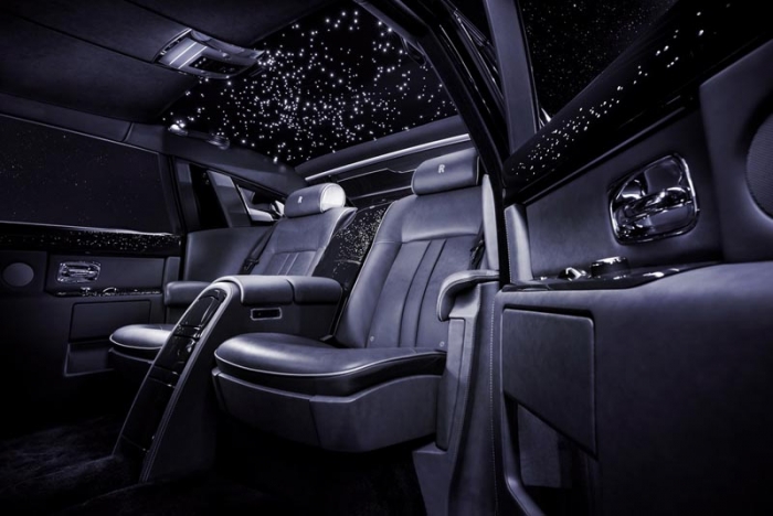 Rolls-Royce încrustat cu diamante