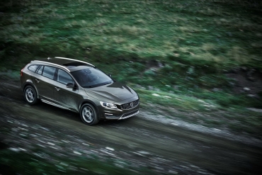 Volvo a prezentat versiunea Cross Country a lui V60