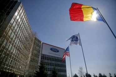Ford opreşte producţia la Craiova şi în noiembrie