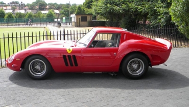 Un Ferrari, cea mai scumpă maşină din lume