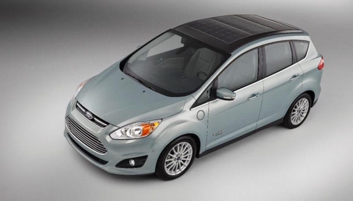 Alternativa Ford pentru reîncărcarea maşinilor electrice