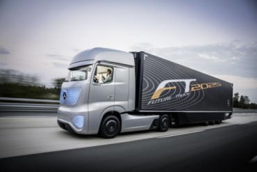 Un camion din viitor: Mercedes-Benz Future Truck 2025