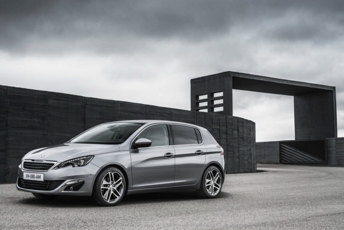 Peugeot 308, maşina anului 2014 în Europa
