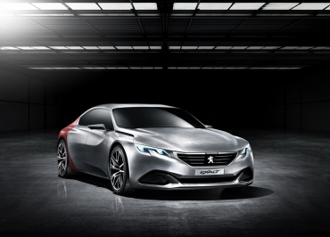 Peugeot încântă cu Exalt concept