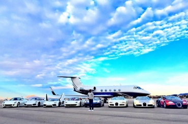 Mayweather și-a îmbogățit colecția de mașini