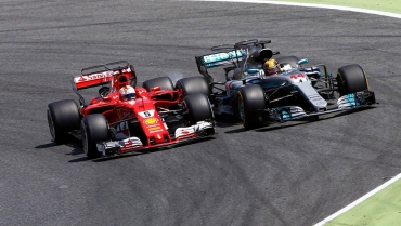 Hamilton câștigă în Spania și reduce distanța față de Vettel din clasamentul general