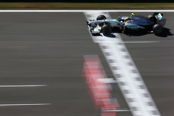 Hamilton, cel mai rapid în Coreea