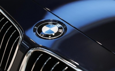 BMW pregăteşte o contraofensivă în lupta cu Mercedes
