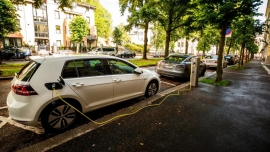 Începând cu 2022 în Norvegia se vor vinde doar mașini electrice