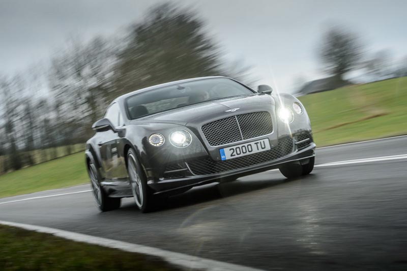Mai multă putere şi lux pentru Bentley Continental şi Flying Spur