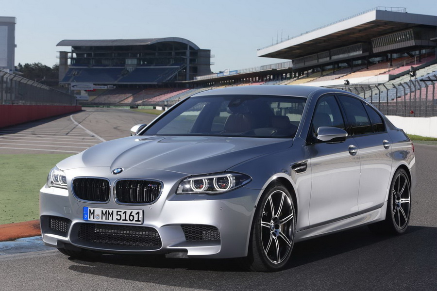 BMW își prezintă cea mai scumpă vopsea din istorie