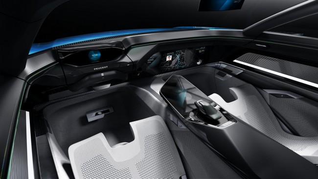 Peugeot Instinct concept bord