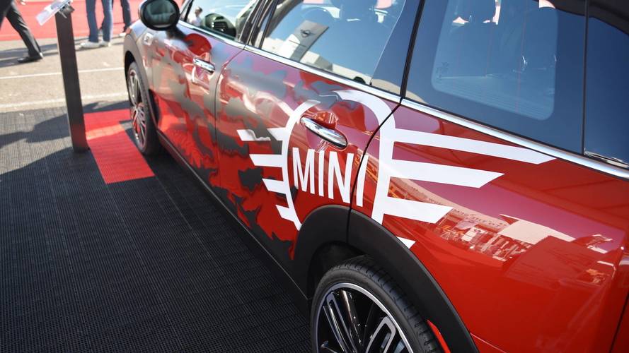 Logo MINI