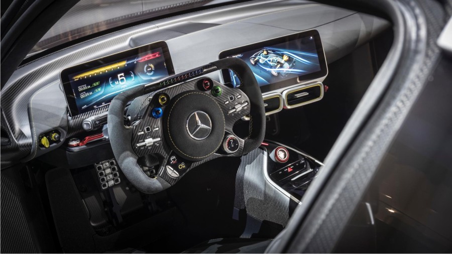 Mercedes-AMG Project One a fost lansat la Frankfurt