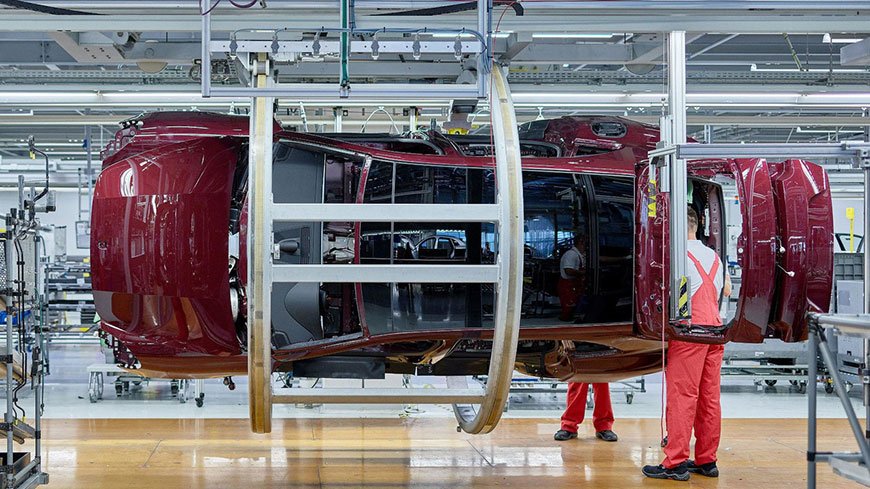 Porsche Panamera Sport Turismo intra in productie