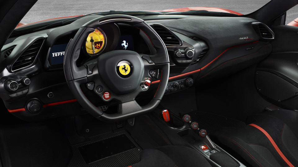Ferrari 488 Pista bord