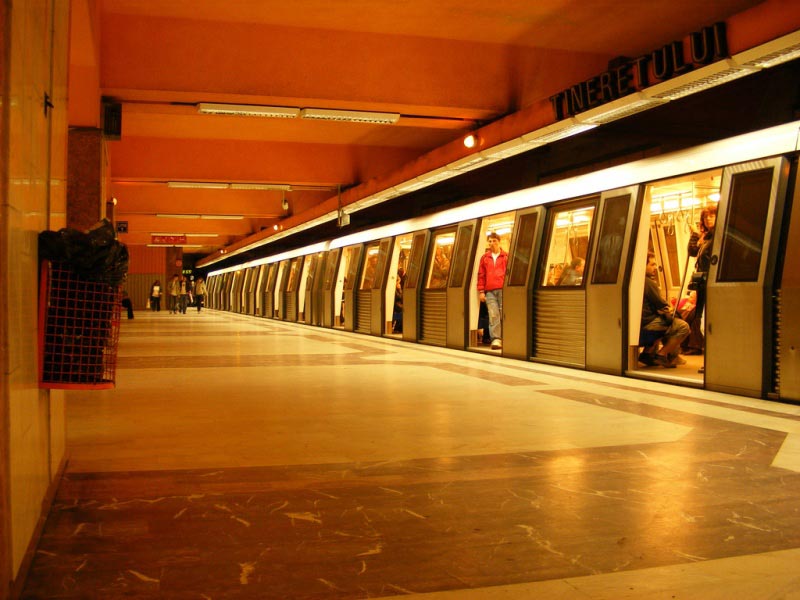 Metrorex deschide marți accesul în stațiile Tineretului și Apărătorii Patriei
